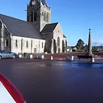 L'ancienne Forgerie De Mere Eglise